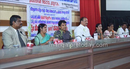zp pressmeet 1...